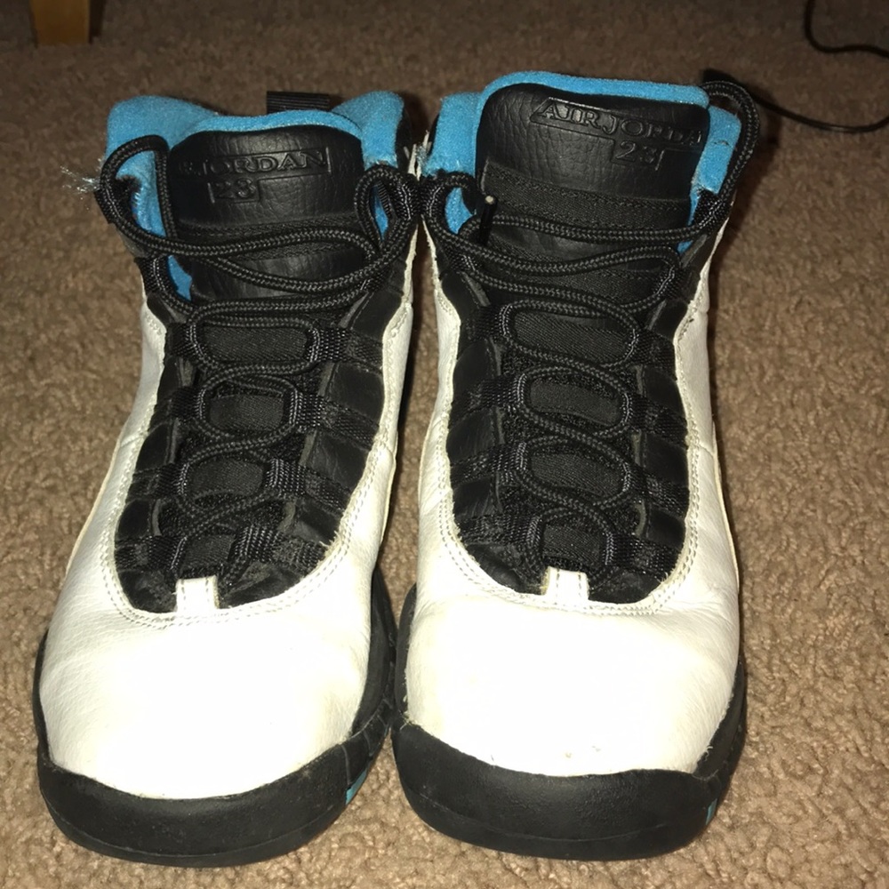 Jordan 10s (Powder Blue) - Picture 2 of 4